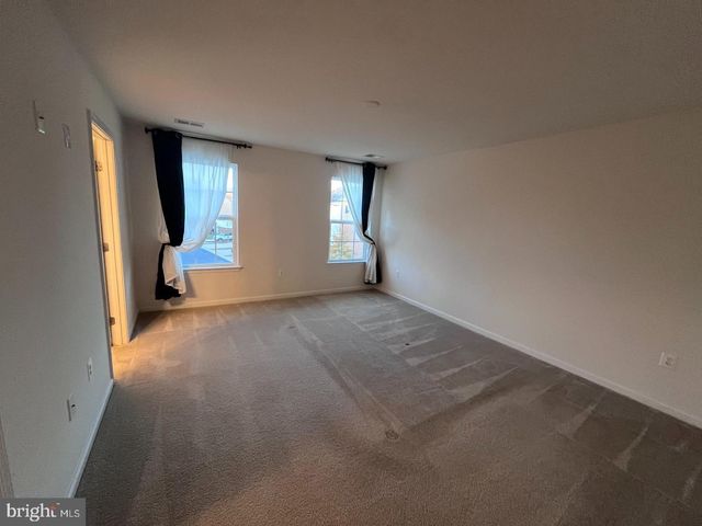 1118 OAKWOOD ST, Fredericksburg, VA 22401