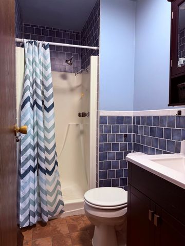 209 Lincoln Avenue, Hobart, IN 46342