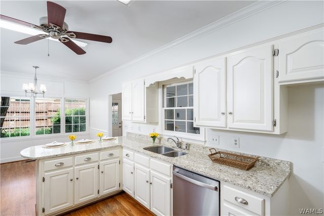 2438 Trenton, Tuscaloosa, AL 35406
