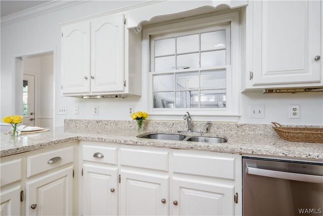 2438 Trenton, Tuscaloosa, AL 35406