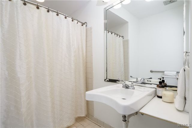 2438 Trenton, Tuscaloosa, AL 35406