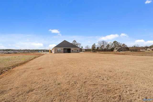 125 Old Forest Road, Meridianville, AL 35759