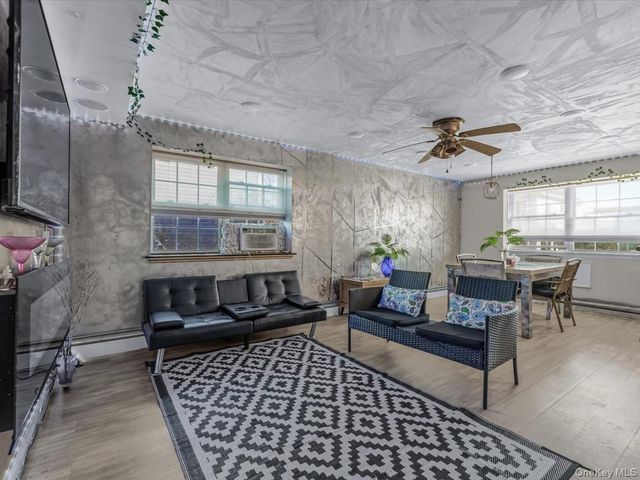 113 Beach 60th Street 95, Arverne, NY 11692