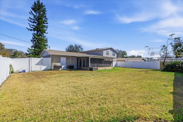 6116 N GLEN AVENUE, Tampa, FL 33614