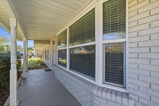 6116 N GLEN AVENUE, Tampa, FL 33614