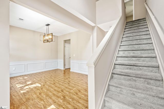 2 Innisbrook Lane, Simpsonville, SC 29681