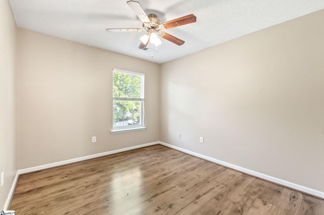 2 Innisbrook Lane, Simpsonville, SC 29681