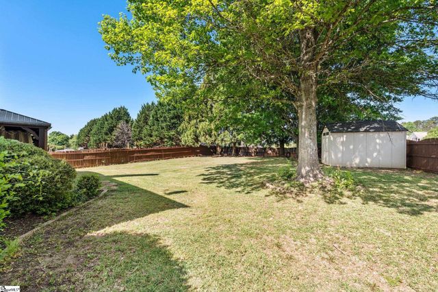 2 Innisbrook Lane, Simpsonville, SC 29681