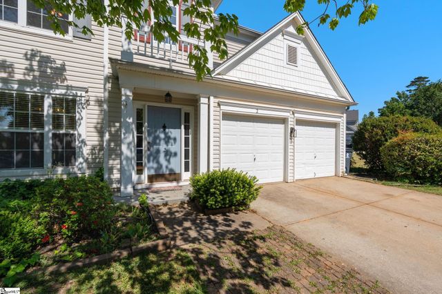2 Innisbrook Lane, Simpsonville, SC 29681