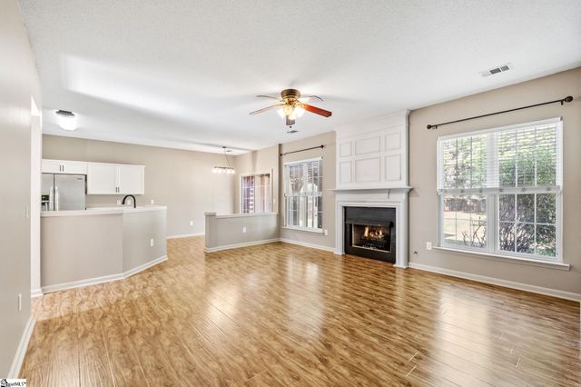 2 Innisbrook Lane, Simpsonville, SC 29681