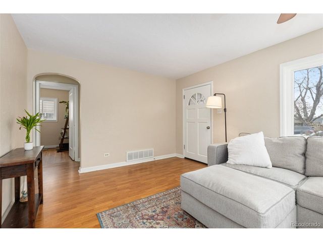 4645 Vallejo St, Denver, CO 80211