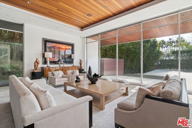 1232 Sunset Plaza Drive, Los Angeles, CA 90069