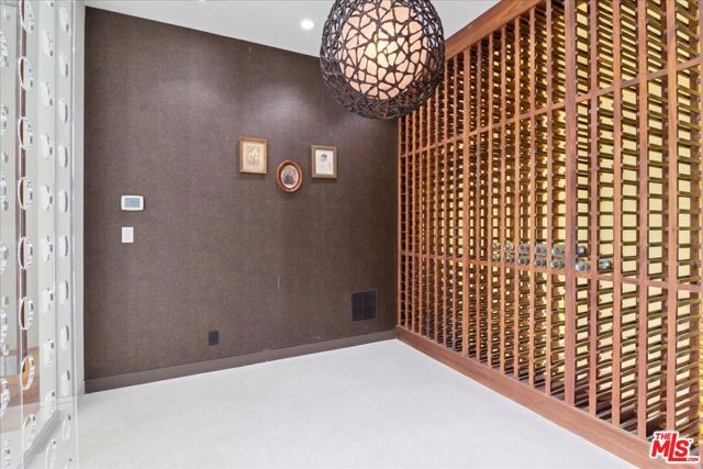 1232 Sunset Plaza Drive, Los Angeles, CA 90069