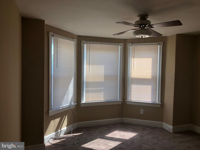 320 POWELL ST, Gloucester City, NJ 08030