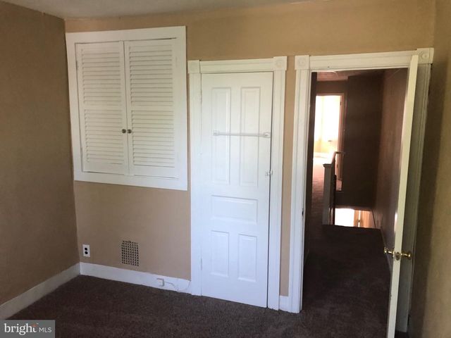 320 POWELL ST, Gloucester City, NJ 08030