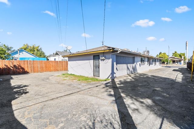 4584 E Tulare Street, Fresno, CA 93702