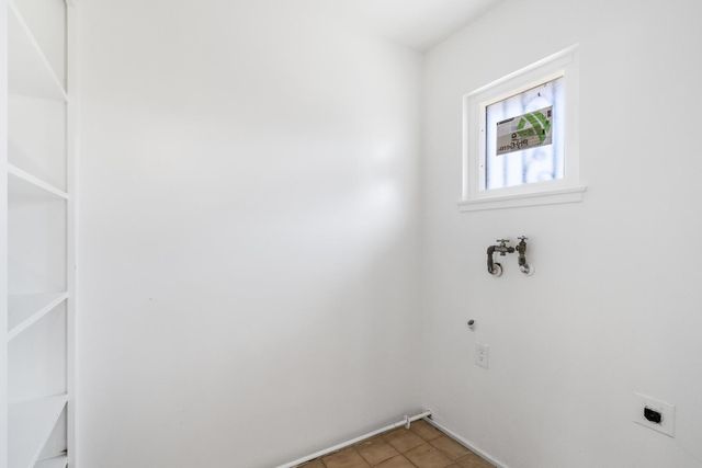 4584 E Tulare Street, Fresno, CA 93702