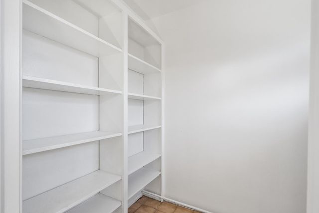 4584 E Tulare Street, Fresno, CA 93702