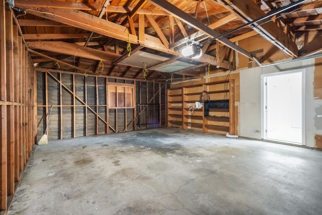 4584 E Tulare Street, Fresno, CA 93702