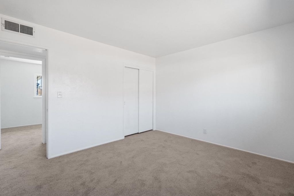 Image 25 of property listing at 4584 E Tulare Street, Fresno, CA 93702