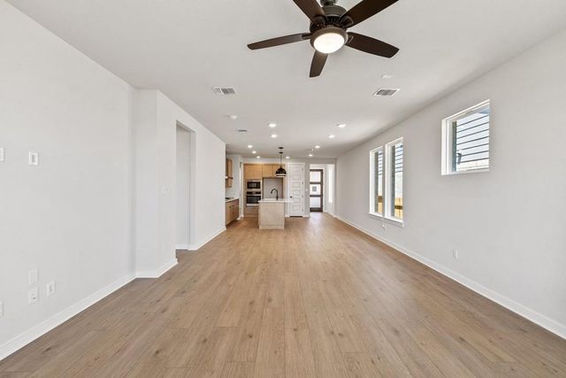 216 High Valley Drive, Liberty Hill, TX 78642