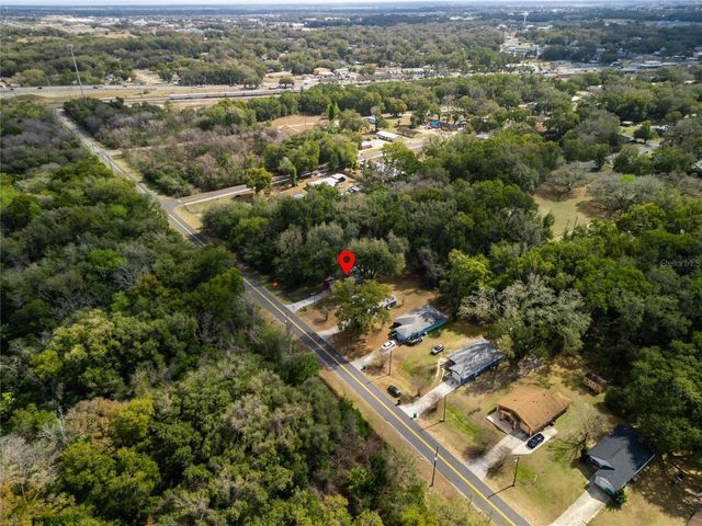 600 W CLARKE STREET, Wildwood, FL 34785