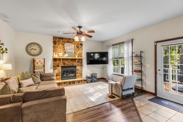 1445 BRYSONIA WENKSVILLE RD, Biglerville, PA 17307