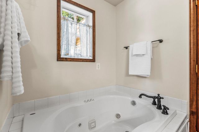 1445 BRYSONIA WENKSVILLE RD, Biglerville, PA 17307