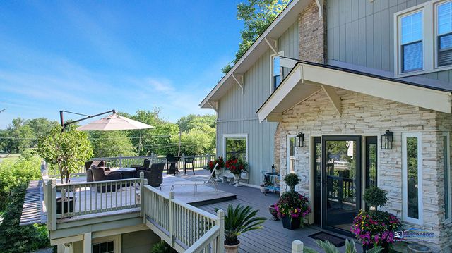 28693 W Ravine Drive, Barrington, IL 60010