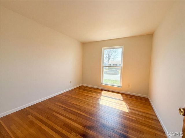 2243 Bolton Street, St Charles, MO 63301