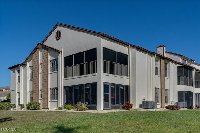 17260 Eagle TRCE 6, Fort Myers, FL 33908