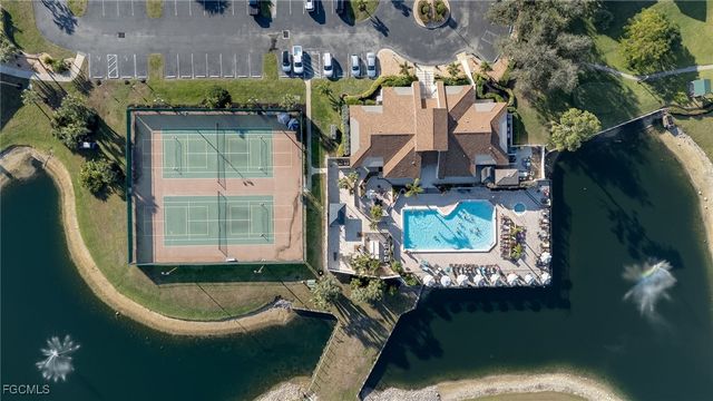 17260 Eagle TRCE 6, Fort Myers, FL 33908