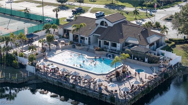 17260 Eagle TRCE 6, Fort Myers, FL 33908