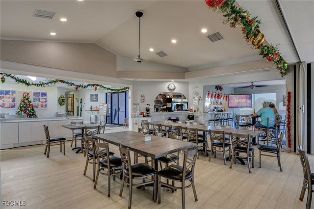 17260 Eagle TRCE 6, Fort Myers, FL 33908