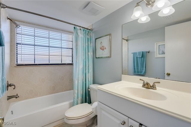 17260 Eagle TRCE 6, Fort Myers, FL 33908