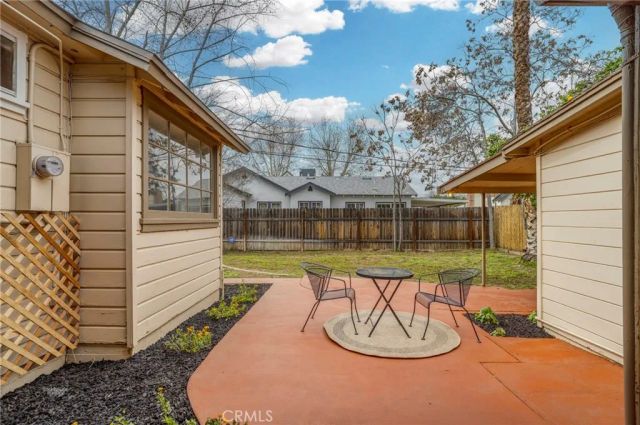 330 Lincoln, Bakersfield, CA 93305