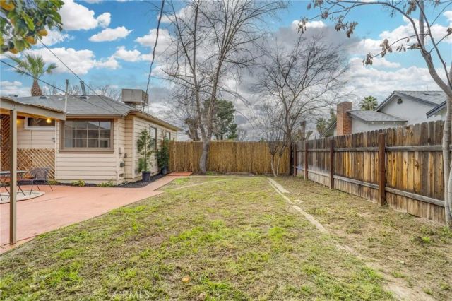 330 Lincoln, Bakersfield, CA 93305