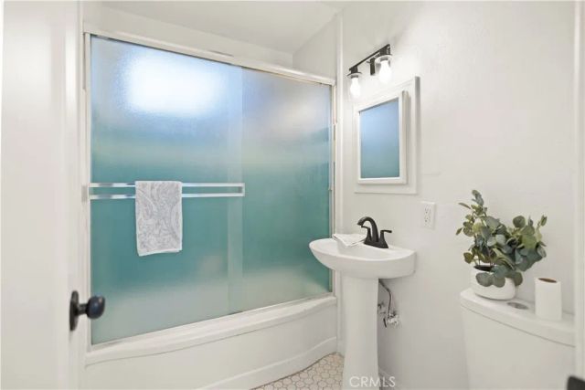 330 Lincoln, Bakersfield, CA 93305