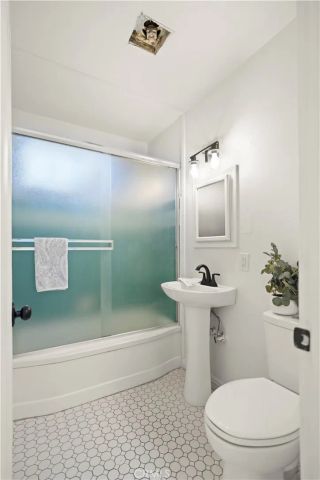 330 Lincoln, Bakersfield, CA 93305