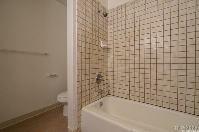 2069 California Avenue 17C, Wahiawa, HI 96786