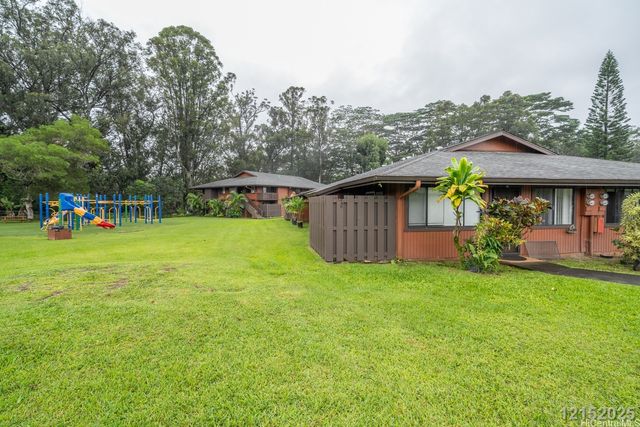 2069 California Avenue 17C, Wahiawa, HI 96786