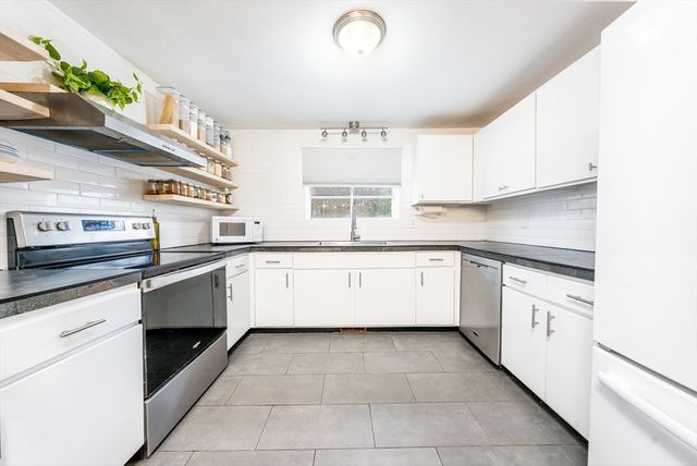 97 Shellback Way 97, Mashpee, MA 02649