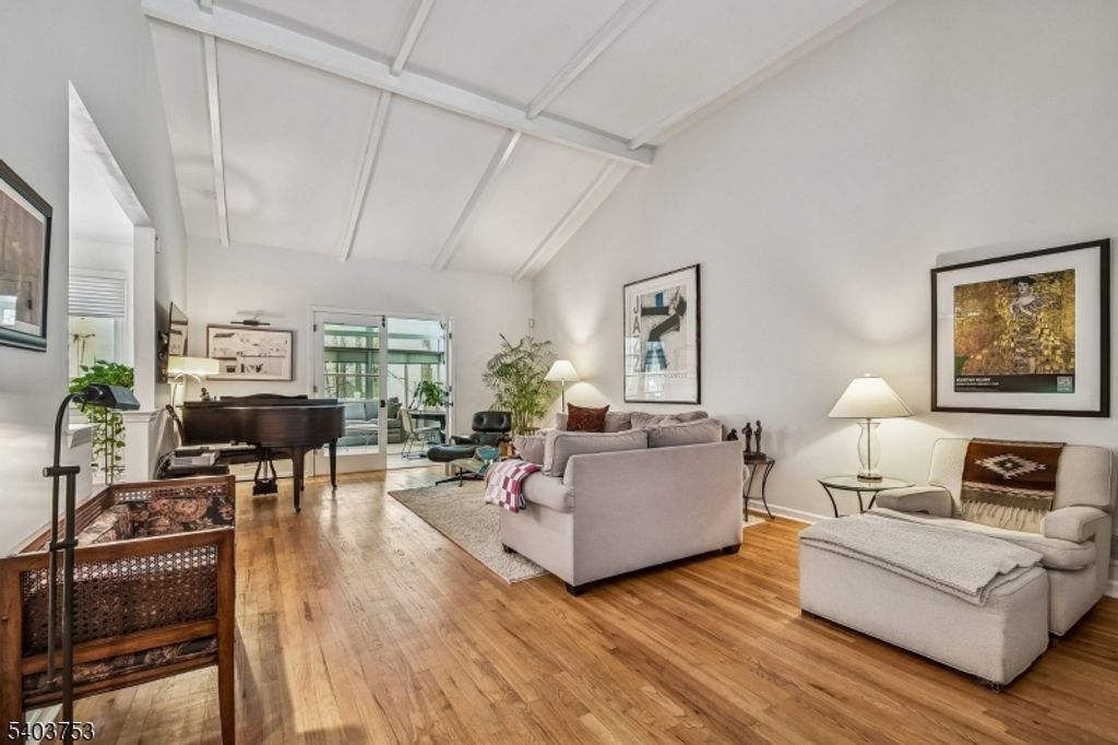 4 Brandywine Ct, Scotch Plains Twp., NJ 07076