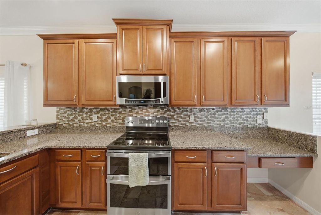 Image 13 of property listing at 20115 INDIAN ROSEWOOD DRIVE, Tampa, FL 33647