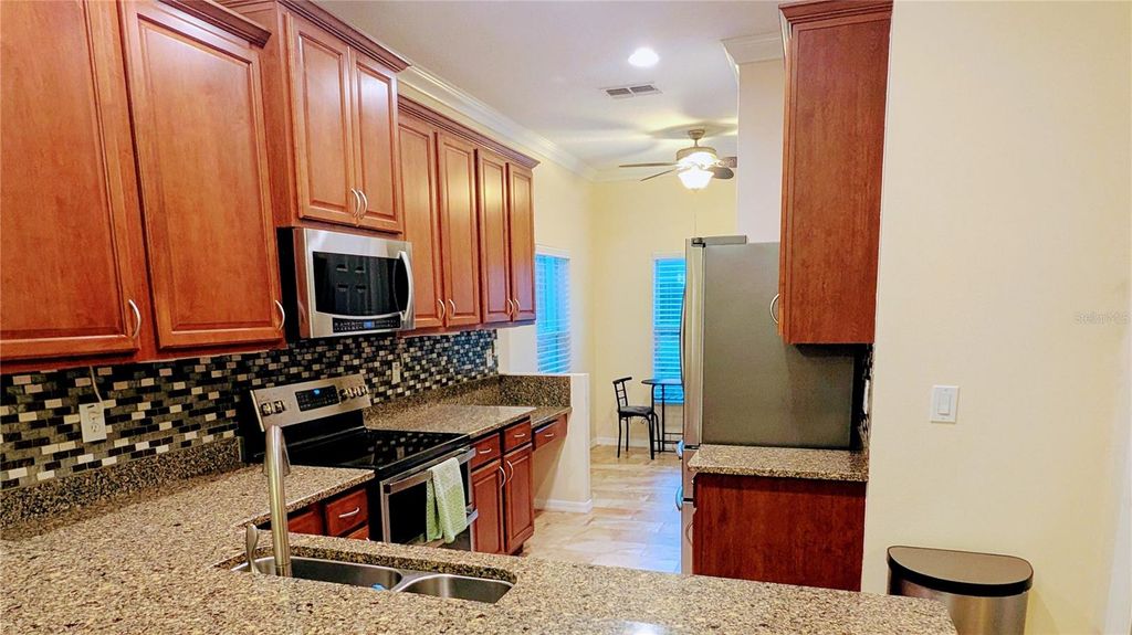 Image 14 of property listing at 20115 INDIAN ROSEWOOD DRIVE, Tampa, FL 33647