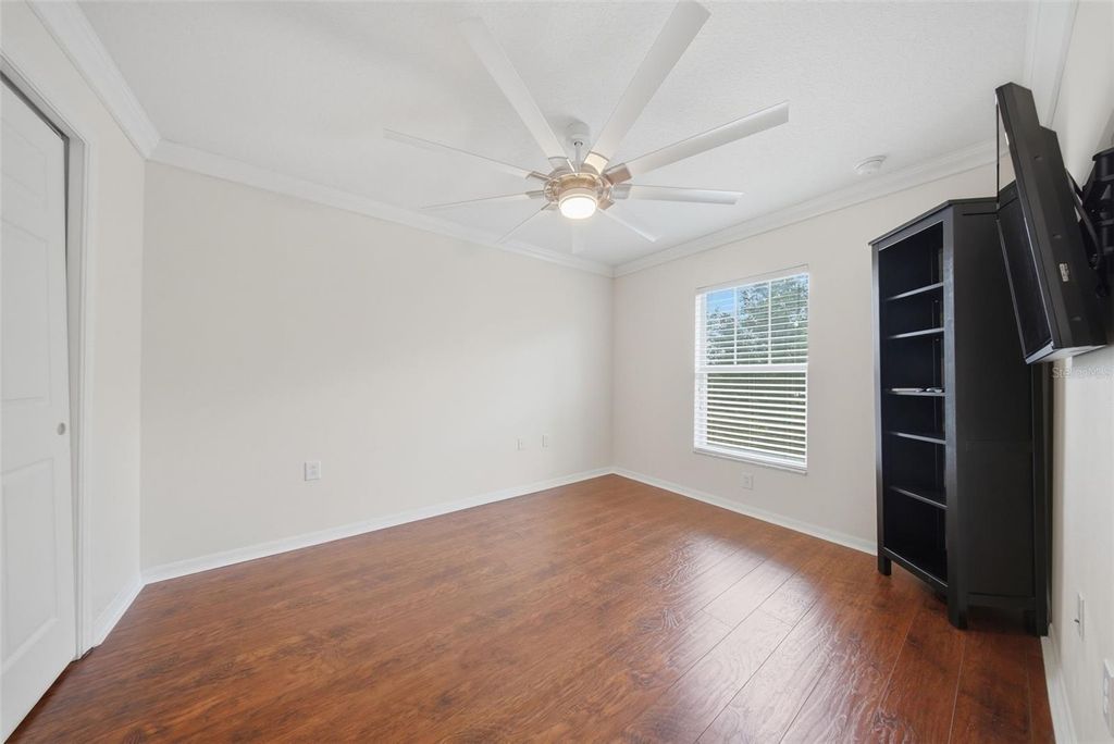 Image 25 of property listing at 20115 INDIAN ROSEWOOD DRIVE, Tampa, FL 33647