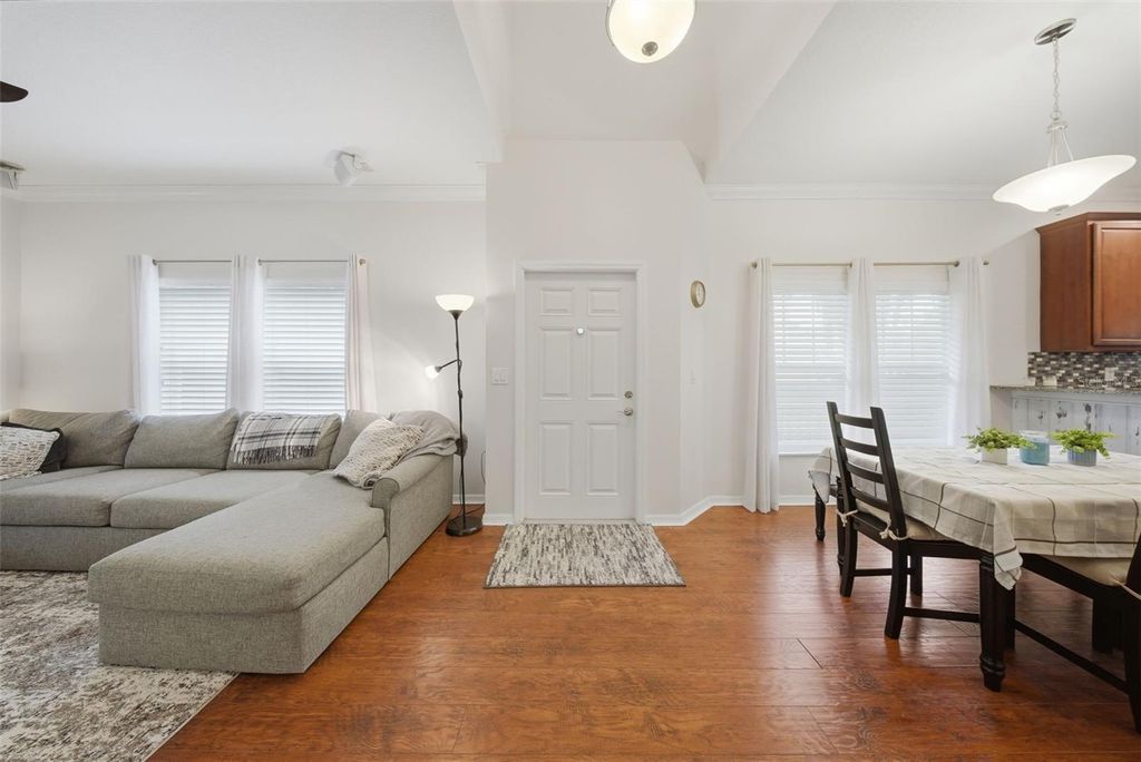 Image 5 of property listing at 20115 INDIAN ROSEWOOD DRIVE, Tampa, FL 33647