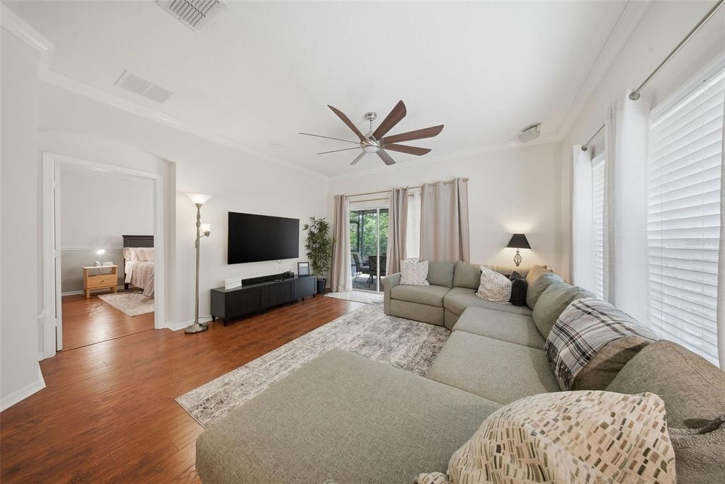 Image 7 of property listing at 20115 INDIAN ROSEWOOD DRIVE, Tampa, FL 33647