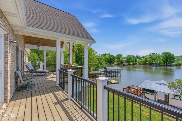 410 Lakeview Street, Bluff City, TN 37618