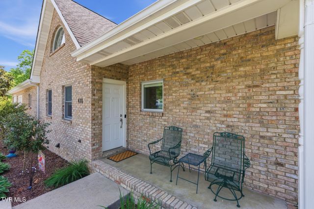 410 Lakeview Street, Bluff City, TN 37618